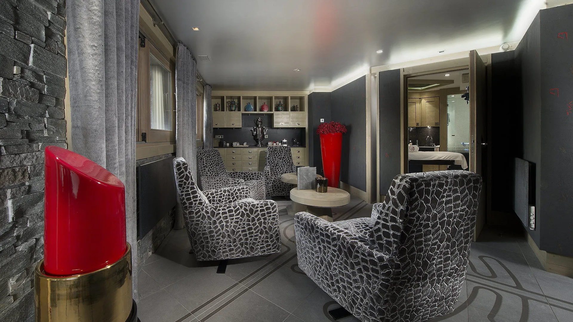 Hotel Le K2 Palace 쿠쉐벨